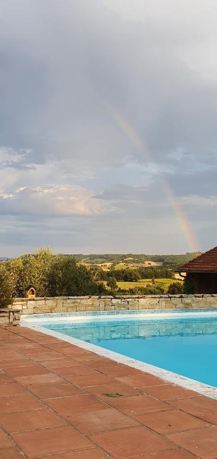 Domaine D'En Naudet Bed and Breakfast Teyssode Exteriör bild